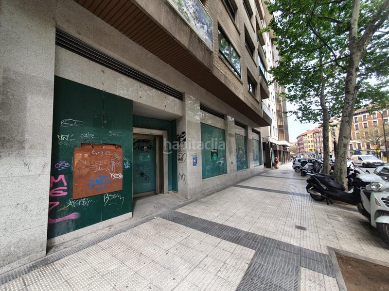 Foto 7060e23b-e3c0-4362-a204-563ca34c2e87. Rent business premise in avenida cesar augusto 29 in Zaragoza