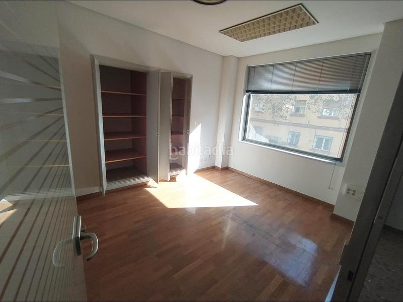 Foto d2006e02-696c-4aef-8203-b6d8d4a061df. Alquiler local comercial local en alquiler en puente virrey en Zaragoza