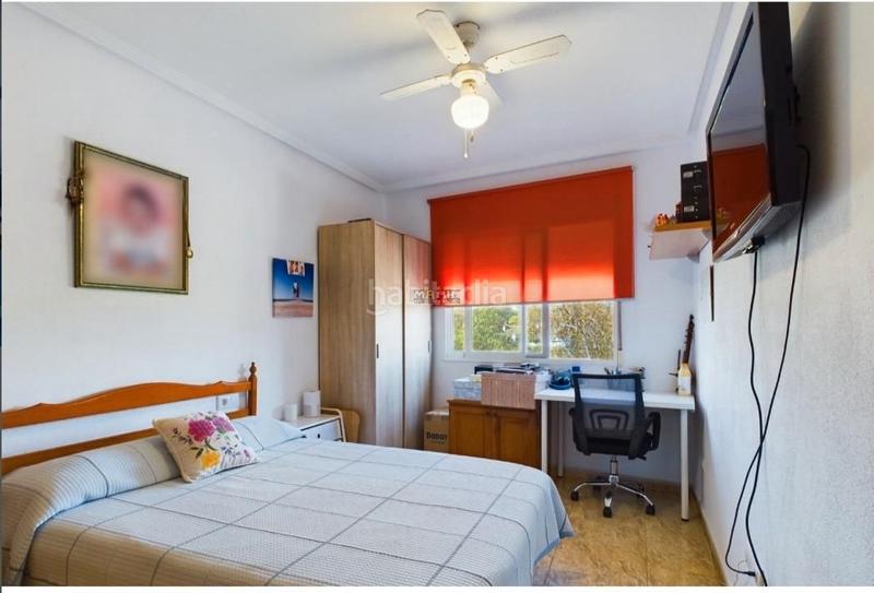 Foto eaa0e5dd-1a96-42fd-a1fc-2e41de28a46c. Piso en calle rodríguez de almela 201 piso en Centro Alcázares (Los)