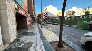 Aparcament cotxe a Calle pintor balaca 19. Plaza de garaje