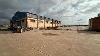 Nave industrial en Calle arcabuces 9. Nave industrial