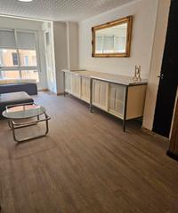 Piso  Calle de la serreta 3. Piso amueblado