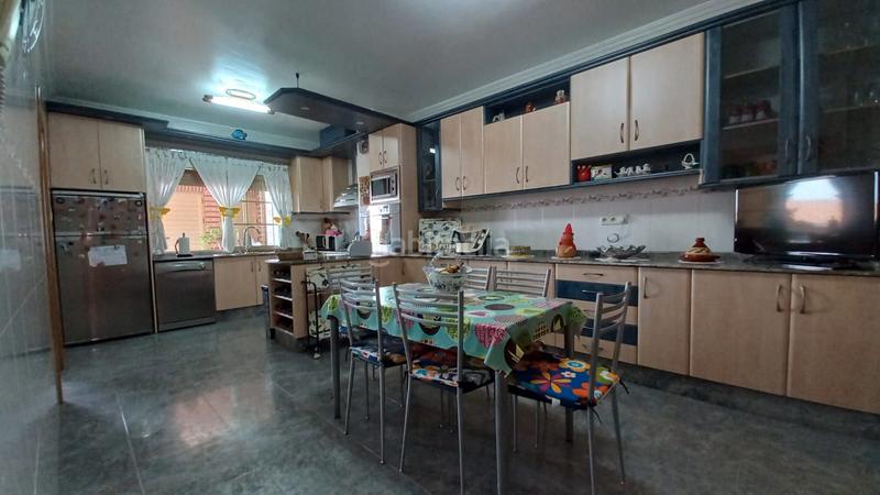 Foto 001c1eef-5e90-431b-917b-460f94877c98. Casa adossada amb xemeneia calefacció aparcament a Unión (La)