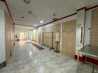 Lloguer Local Comercial a Calle san fernando 45. Excelente situacion