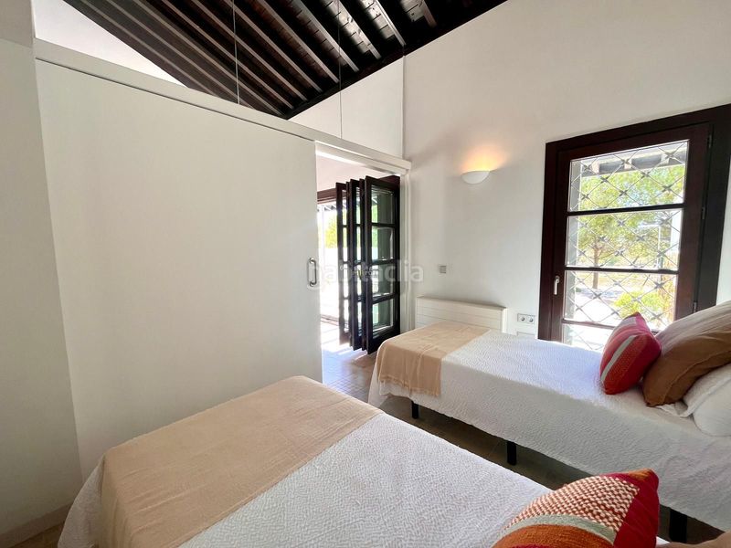 Foto f9f966fc-0dd0-43f4-8350-0defceb5b6a3. Chalet villas con piscina en Jerónimo y Avileses Murcia