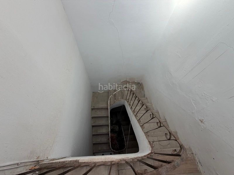 Foto c855678b-f447-48d7-970f-d3b2fefdb462. Edificio en calle canales 22 excelente inversion en Cartagena