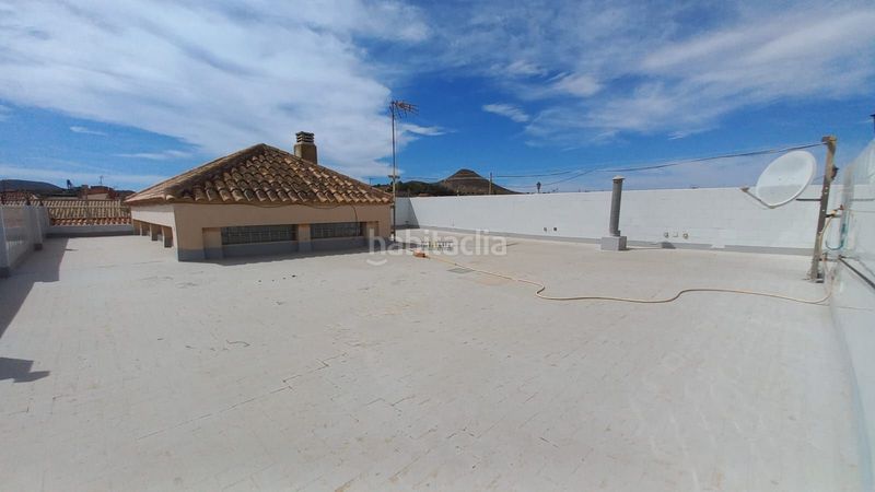 Foto 5a09f8ba-595a-4fe4-8a3c-cccc5e631ae5. Casa adossada amb xemeneia calefacció aparcament a Unión (La)