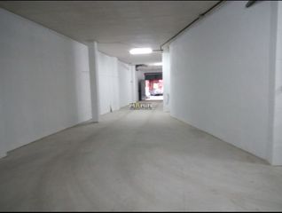 Local Comercial a Calle Manuel Wssell de Guimbarda