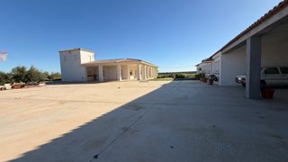 Masia a Lugar la Magdalena