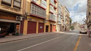 Local Comercial a Calle Duque