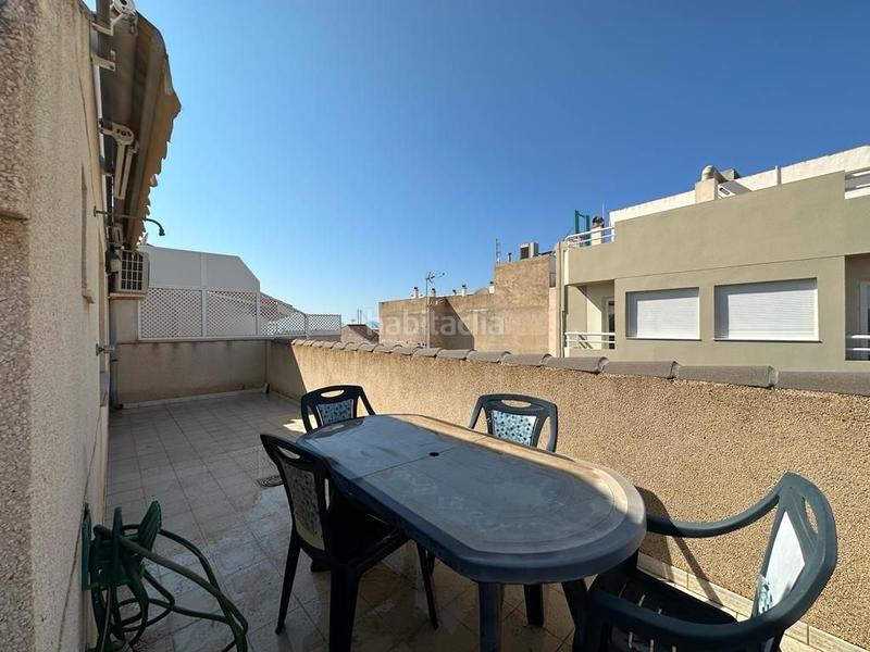 Foto fcf2cf52-9af0-4c5e-b541-b55fb3cd5da6. Zweistöckige wohnung mit parking in Centro Alcázares (Los)