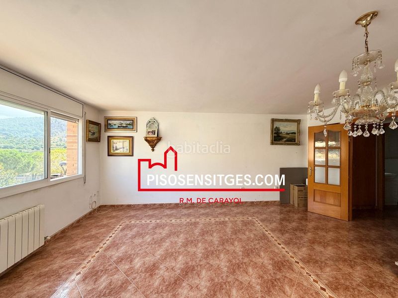 Foto f214f77d-e9e0-4fca-8314-7d2a0e4d193f. Casa adossada amb calefacció aparcament a Calafell poble Calafell