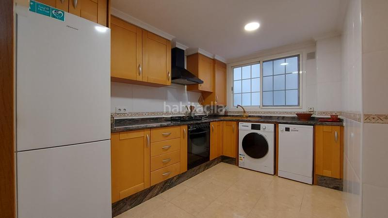 Foto 296b3e51-773a-4e90-9aee-3471278c7219. Miete etagenwohnung mit heizung in Mestalla Valencia