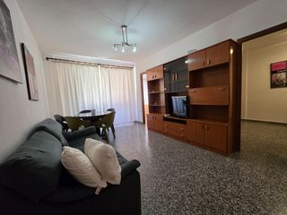 Affitto Appartamento  Calle doctor vicente pallares. Estudiantes  amplio piso de 4 habitaciones, a pocos pasos de bla