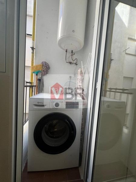 Foto 12a514be-eb3b-4cb0-b444-d9cfc9ff0002. Rent flat with heating parking in La Bega Baixa - Plaza Xúquer Valencia