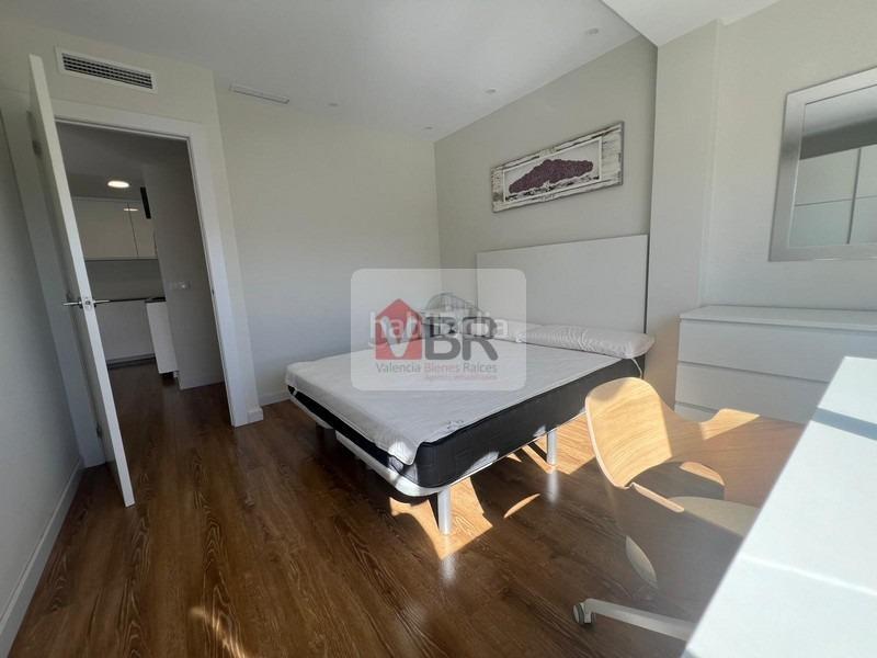 Foto 59f3c6ac-625b-4783-806e-c5452157817a. Rent flat with heating parking in La Bega Baixa - Plaza Xúquer Valencia