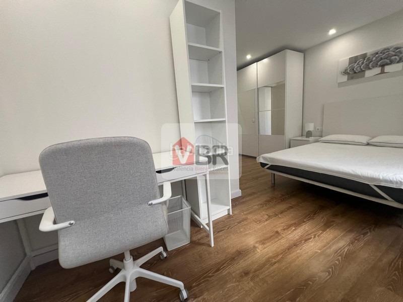 Foto 94b9f2e4-560b-4aa4-bea9-3cae55174bb1. Rent flat with heating parking in La Bega Baixa - Plaza Xúquer Valencia