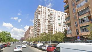 Location Appartement  Avenida blasco ibañez. Estudiantes!!! para entrar en septiembre. espectacular piso exte