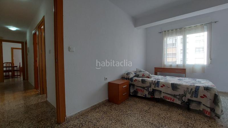 Foto 64c75b25-ff41-4ce8-a57a-bc42c72fdd4e. Piso tu proxima inversión con nosotros te presentamos esta vivienda en la calle santos justo y pastor. tanto si buscas una propiedad p en Valencia