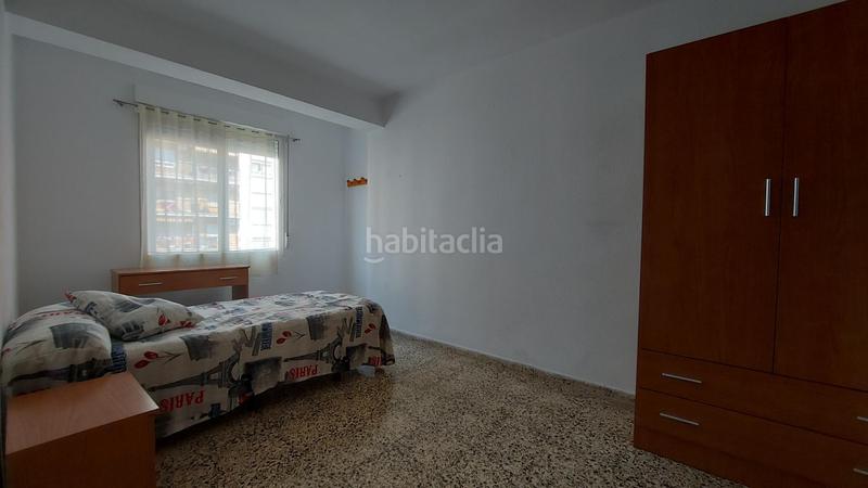 Foto cf0c06c7-3c6d-4d49-995d-5129a535b721. Piso tu proxima inversión con nosotros te presentamos esta vivienda en la calle santos justo y pastor. tanto si buscas una propiedad p en Valencia