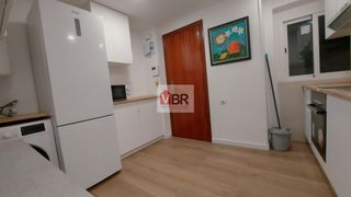 Miete Etagenwohnung  Calle de juan giner. Curso 2026 2027 estudiantes  para entrar en julio o agosto  piso