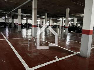 Lloguer Aparcament cotxe  Carrer alcalde mariano beviá. Plaza de garaje en alquiler 9,90m