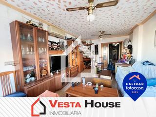 Pis  Calle novelda. Piso vpo con 3 habitaciones, garaje y trastero