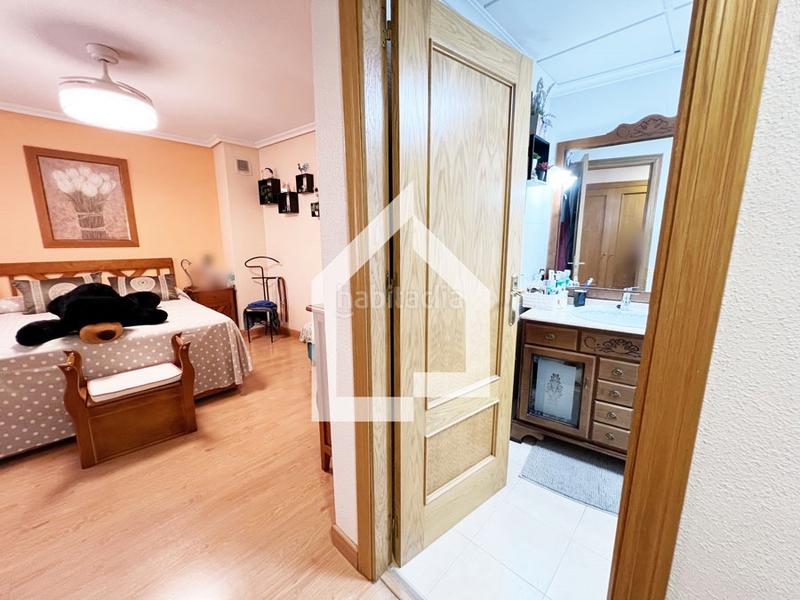 Foto 56732050-6064-4fc6-8b03-f07b9c223cef. Semi detached house with parking in Norte Sant Vicent del Raspeig