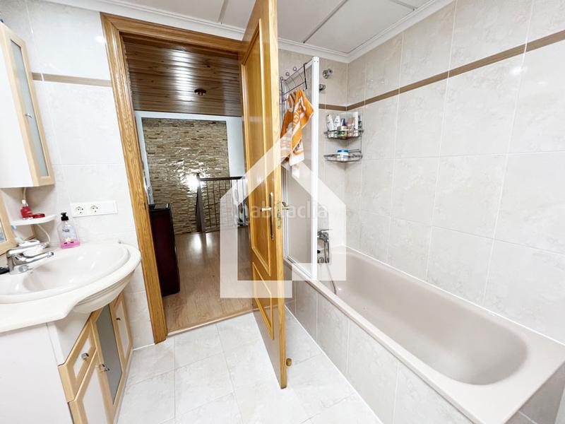 Foto afe2c11c-5eb0-4ee3-ab42-9488a00d6cca. Semi detached house with parking in Norte Sant Vicent del Raspeig