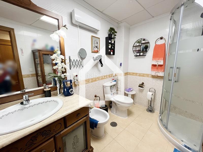 Foto b497f4fa-06e5-40c2-9f77-c62e5f09bce7. Semi detached house with parking in Norte Sant Vicent del Raspeig