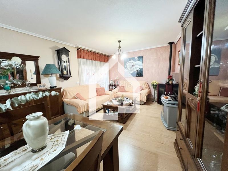 Foto d1b5b26a-78be-4ff5-a888-88189bea183b. Semi detached house with parking in Norte Sant Vicent del Raspeig