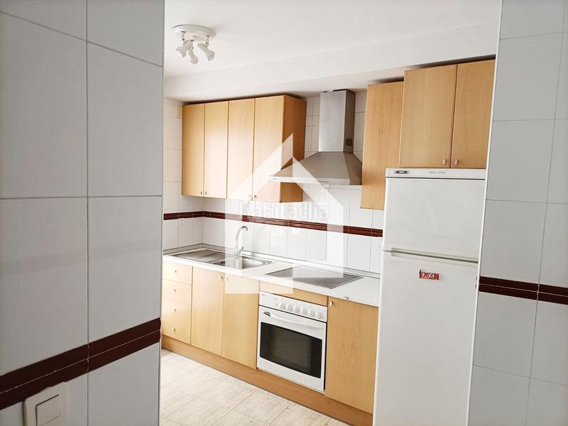 Foto a3f67212-35f9-4c22-a0f7-4b002bd105ea. Pis a Carolinas Bajas Alicante