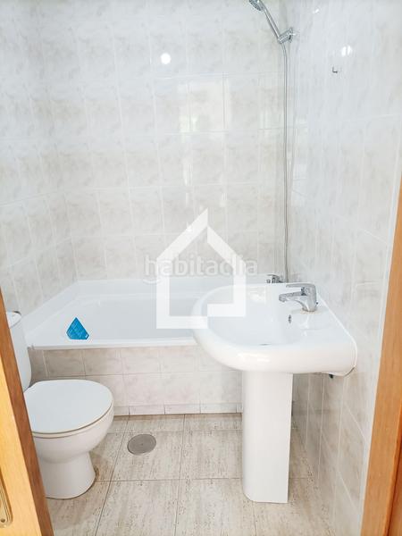 Foto a4b9fcf0-be50-4f58-96c9-6533ba08a8fa. Pis a Carolinas Bajas Alicante