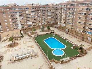 Lloguer Pis  N/a. Alquiler larga temporada con 3 habitaciones y garaje en urbaniza