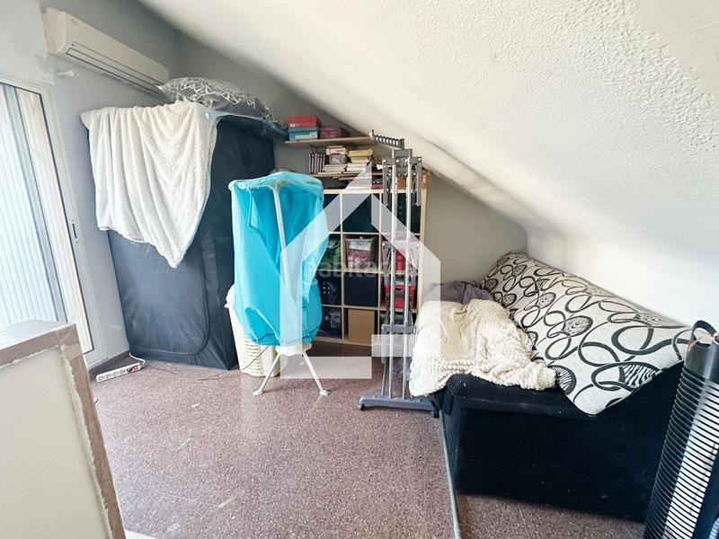 Foto c00f70b4-34c4-4e82-bede-70292190a084. Semi detached house with fireplace in Centro Mutxamel