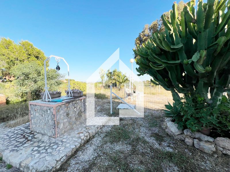 Foto be486594-842b-48a9-adab-27fc0d68d774. Xalet a Valle del Sol Mutxamel