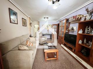 Pis  Calle méndez núñez. ¡oportunidad zona universidad! con 3 habitaciones, baño y ascens
