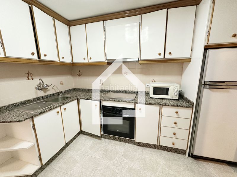 Foto d7e68359-f18a-4c21-bc59-2670ea574c63. Flat in carrer alicante 37 in Centro Sant Vicent del Raspeig