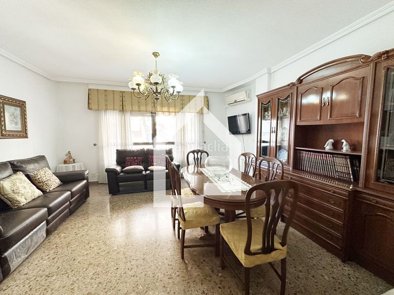 Foto e5e82f64-4904-4e2d-b14e-845cbe2692de. Flat in carrer alicante 37 in Centro Sant Vicent del Raspeig
