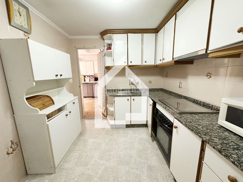 Foto f2807f36-8a9a-4872-99aa-ef7e75602a37. Flat in carrer alicante 37 in Centro Sant Vicent del Raspeig