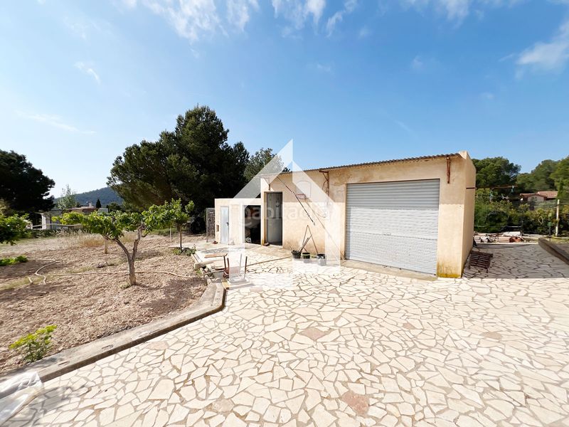 Foto de299339-60d5-49bd-9c41-3105000032e5. Xalet amb xemeneia aparcament piscina a Tibi