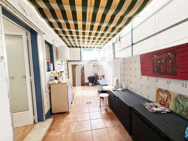 Foto eef0a4ef-dc45-45e1-b18c-995ef85d8330. Pis a Centro Sant Vicent del Raspeig