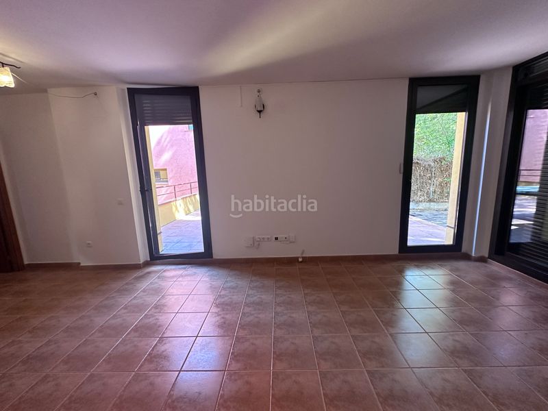 Foto 3185a971-e2a5-4c45-ac50-a6abf8473fc9. Casa a passeig esquirol 5 a La Mora Tarragona