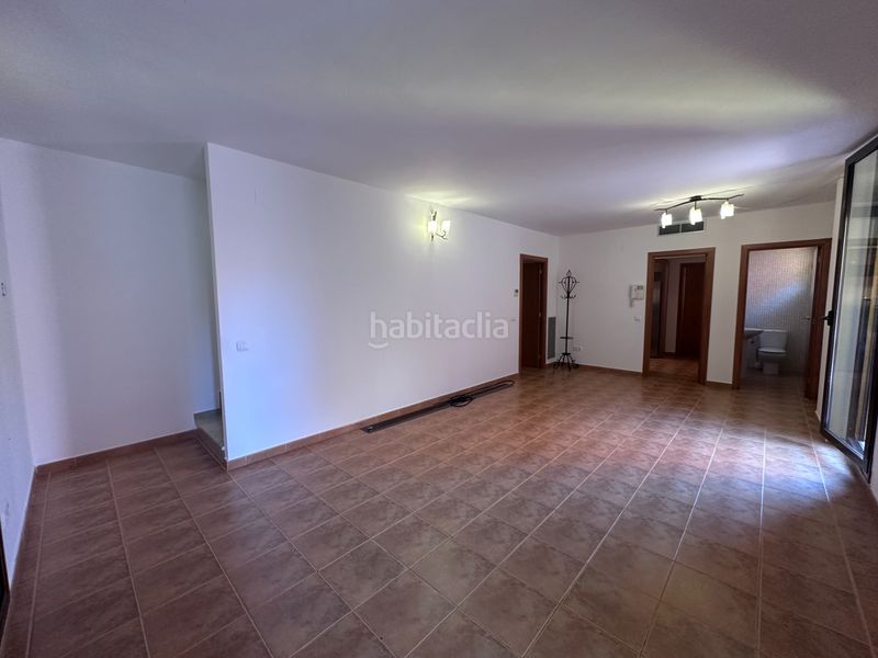 Foto cfc85e8b-6942-4d7c-80a1-aa2c46262d84. Casa a passeig esquirol 5 a La Mora Tarragona