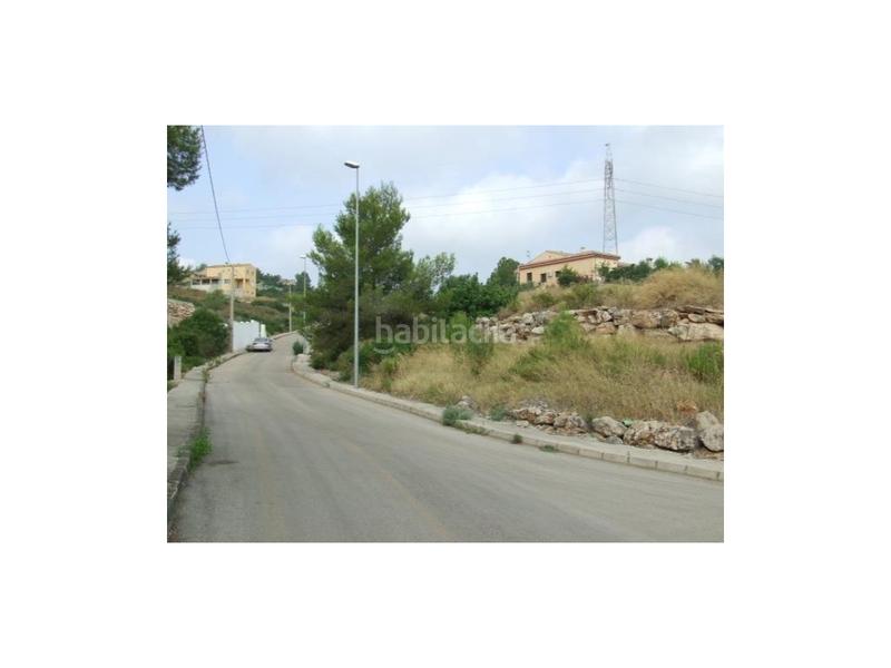 Foto 90f37f1f-0469-45dd-afc9-392a456d766b. Terrain résidentiel dans Alberic