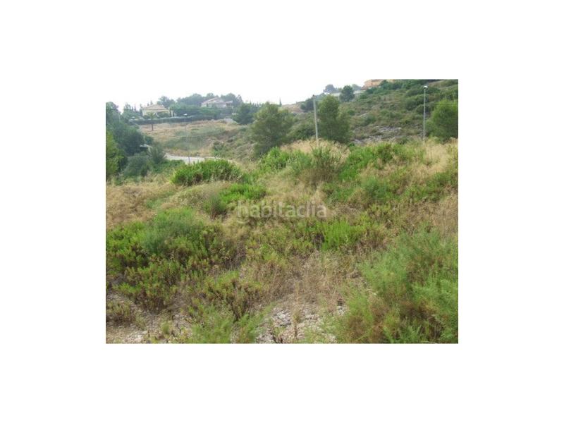 Foto f1de1285-e813-47b8-bcff-76e397f80aff. Terrain résidentiel dans Alberic