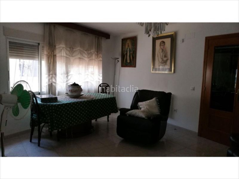Foto cc19da8e-a8cc-4fd5-a75a-3e0b942bcdb0. Casa a Alberic