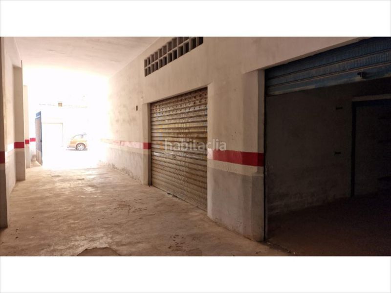 Foto d7dbc4ae-1164-4f40-b669-de1d0f1d8bc6. Aparcament cotxe a Sants Patrons Alzira