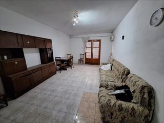 Pis a Villanueva de Castellón. Se vende un acogedor piso en castello, ubicado en la segunda pla