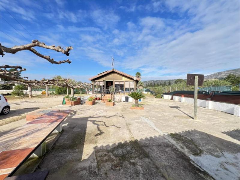 Foto 45b3f776-0f8d-4860-ba58-da985f533149. Casa chalet en la murta en la barraca de aguas vivas con unas inmejorables vistas y con muchas posibilidades!!!se vende completamente a en Alzira